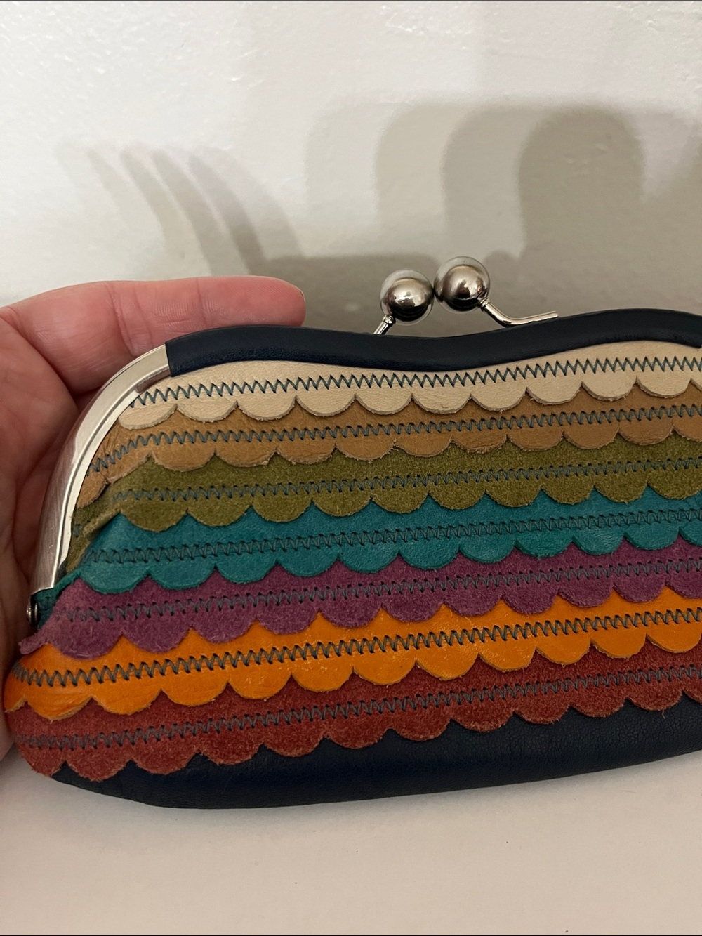 Fossil scalloped multi color leather wallet EUC - Picture 5 of 5